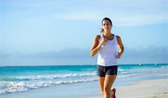 Should You Run On The Beach With Or Without Sneakers?