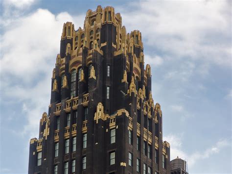 What city in the US has the most Art Deco buildings?