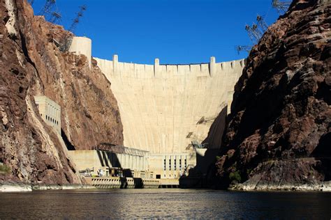 What City Is Closest To Hoover Dam?