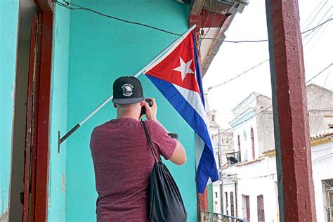 What happens if a US citizen goes to Cuba?