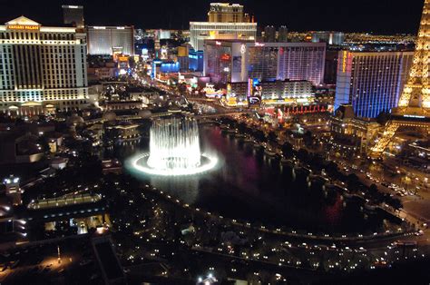 What Hotel Is The Center Of The Las Vegas Strip?