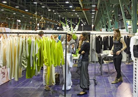 What Is A Clothing Trade Show? – Road Topic