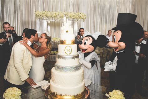 What Is Included In A Disney Wedding?