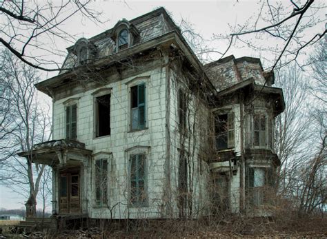 What Is The #1 Haunted House In America?