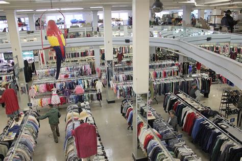 What is the best thrifting city in America?