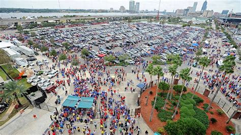 What is the biggest party city in Florida?