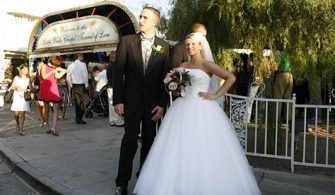 What Is The Busiest Wedding Day In Vegas?