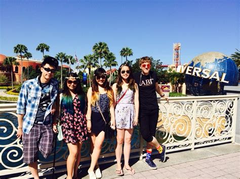 What Is The Dress Code For Universal Studios?