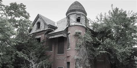 What Is The Longest Haunted House In America?