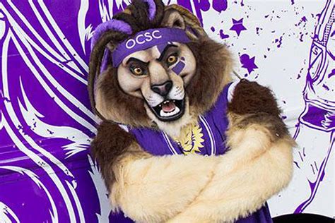 What is the mascot of Orlando City?