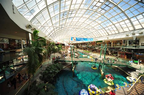 What is the most biggest shopping center?