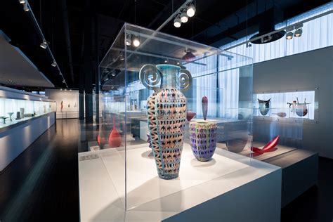 What is the most important glass Museum?