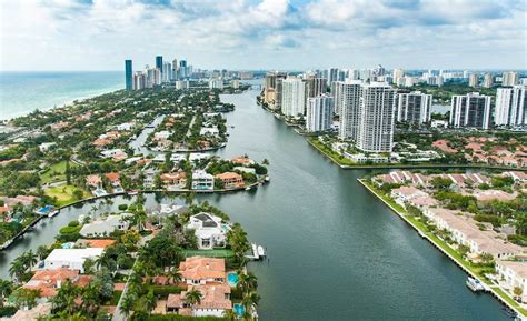 What is the safest part of Miami Beach?