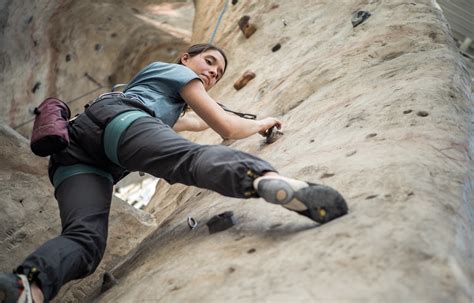 What Should You Not Do When Rock Climbing?