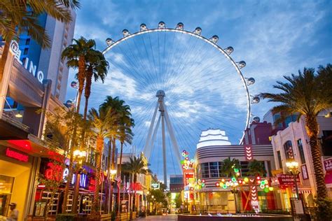 What Time Does The High Roller Stop?