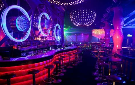 What time is best for night club?