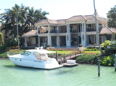 Where is Millionaires Row in Naples FL?