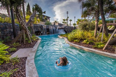 Which Disney water park has the longest lazy river?