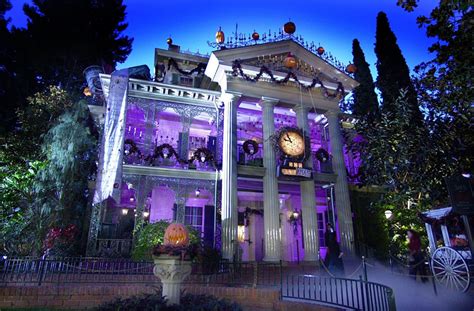 Which Haunted House Is The Best At Universal Studios?