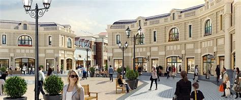 Which outlet has the the largest collection of designer outlet stores in the world?