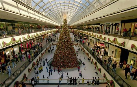 Which State Has Biggest Mall?