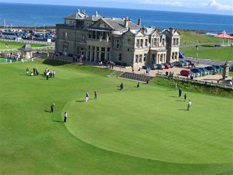 Who Owns The Old Course St Andrews?