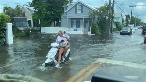 Why are there no waves in Key West?