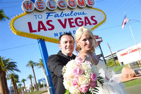 Why Do People Go To Vegas To Get Married?