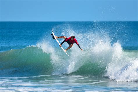 Why Is Cocoa Beach Known For Surfing?