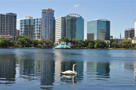 Why is Lake Eola so blue?