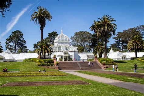 Why is the Golden Gate Park so famous?