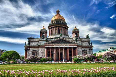 Why isn't St. Petersburg the capital of Russia?